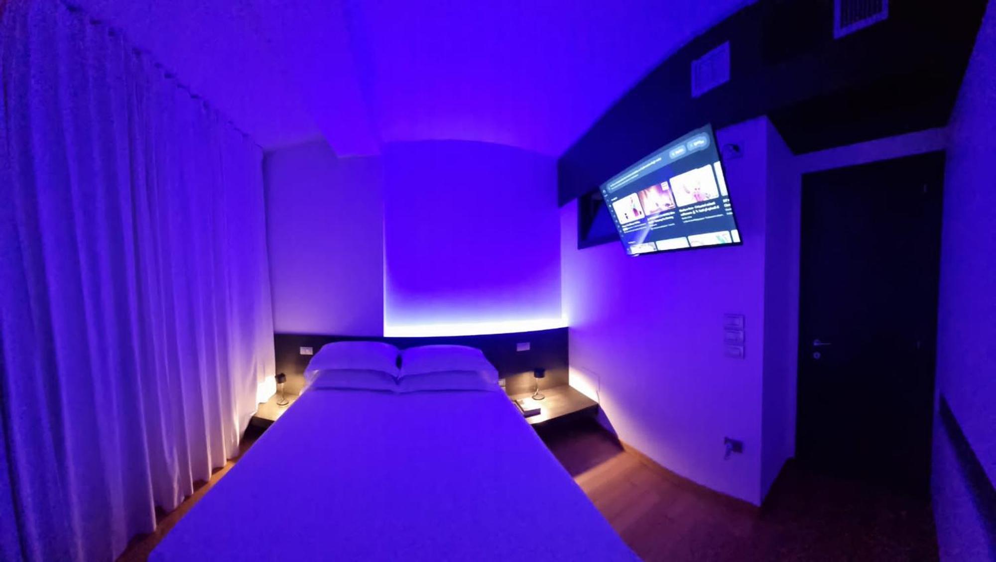 Attico Reale - In Centro, Tra Stazione E Bari Vecchia Apartamento Exterior foto