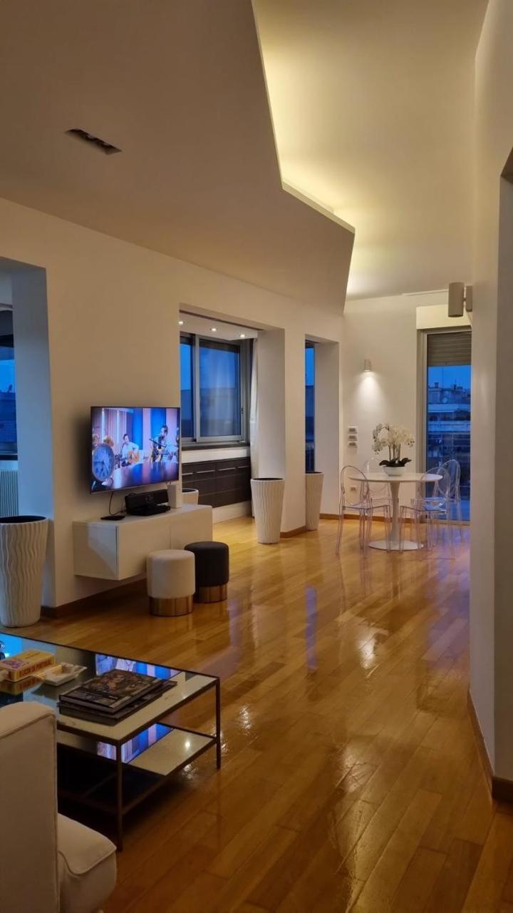 Attico Reale - In Centro, Tra Stazione E Bari Vecchia Apartamento Exterior foto